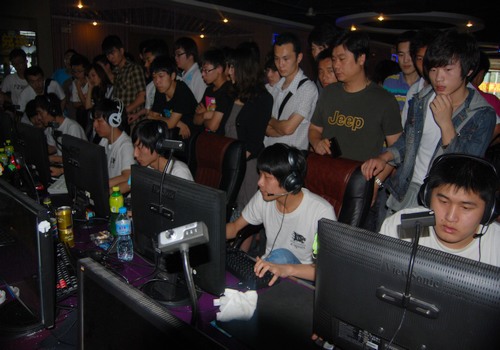 韩网S13队伍排名：JDG、GEN、LNG、BLG、T1位列前五 WBG第七