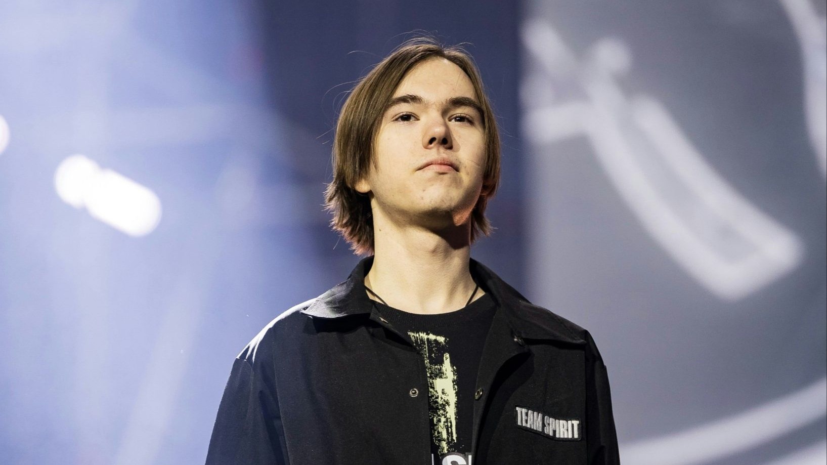 Uzi跪在RNG基地门口讨债？